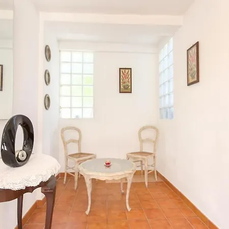 Apartment Garden Close Villeneuve-Loubet