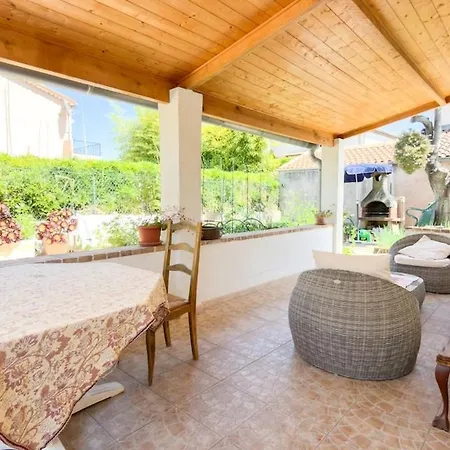 Garden Close Villeneuve-Loubet